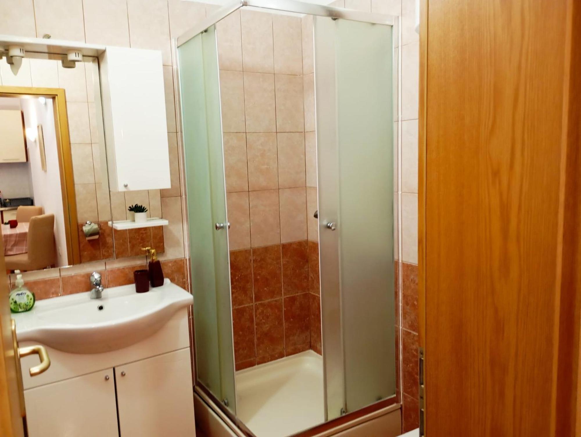 Apartmani Joja Biograd Na Moru Eksteriør billede