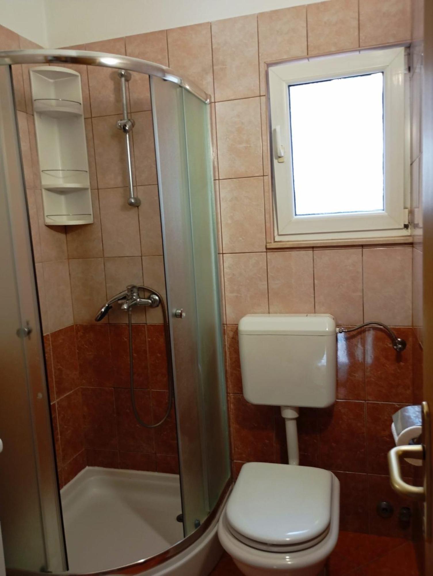 Apartmani Joja Biograd Na Moru Eksteriør billede
