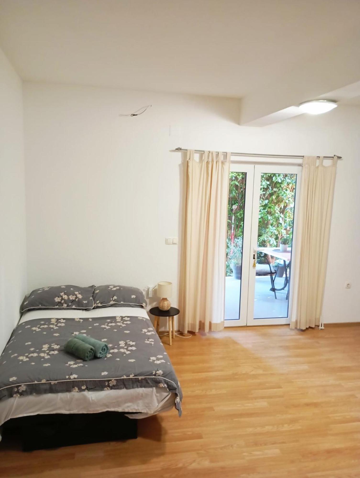 Apartmani Joja Biograd Na Moru Eksteriør billede