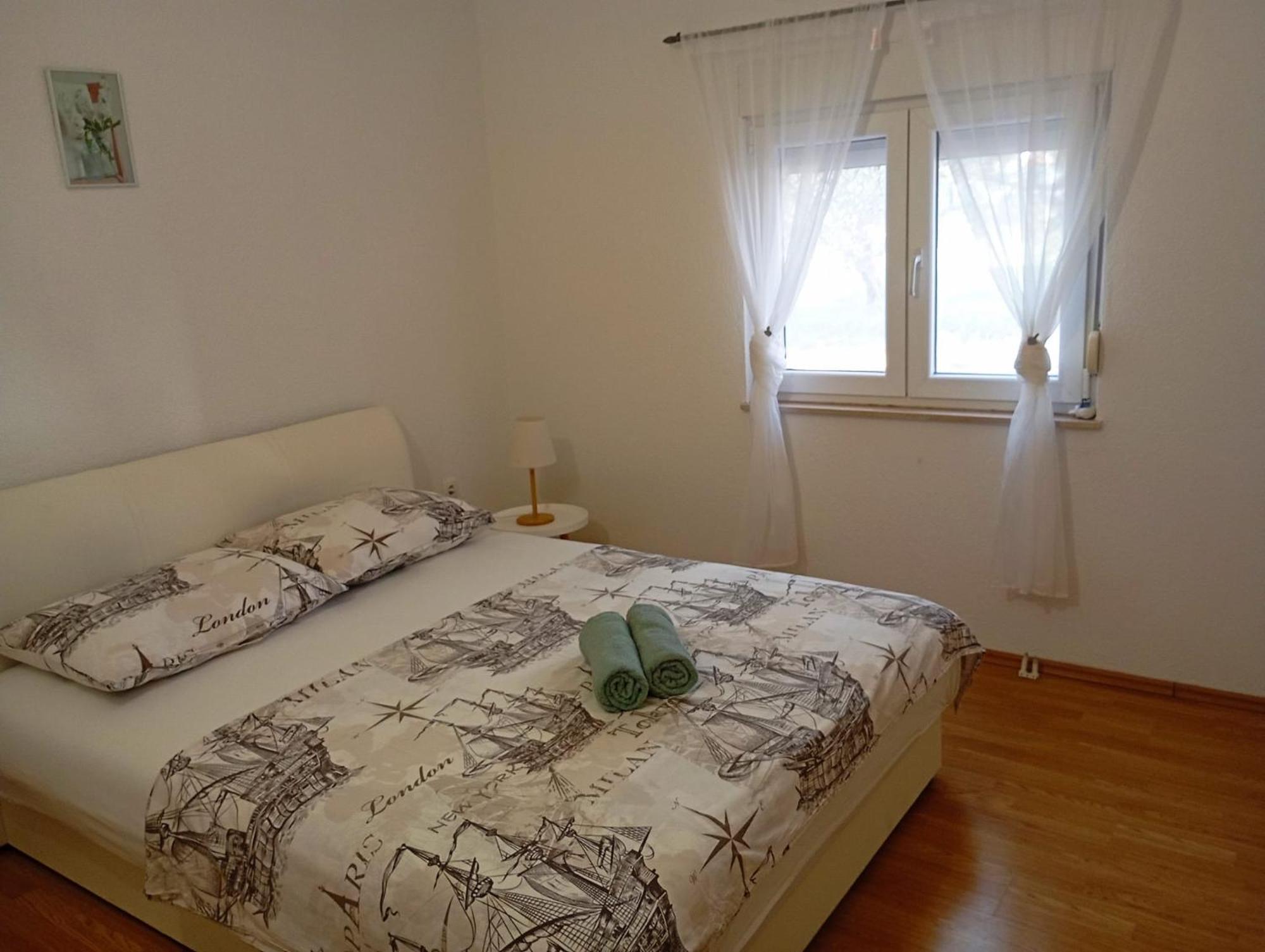 Apartmani Joja Biograd Na Moru Eksteriør billede